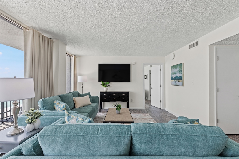 Sandpiper Beacon Beach Resort - photo 240