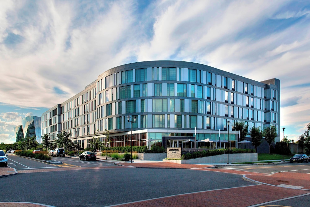 Courtyard Philadelphia South at The Navy Yard - photo 42