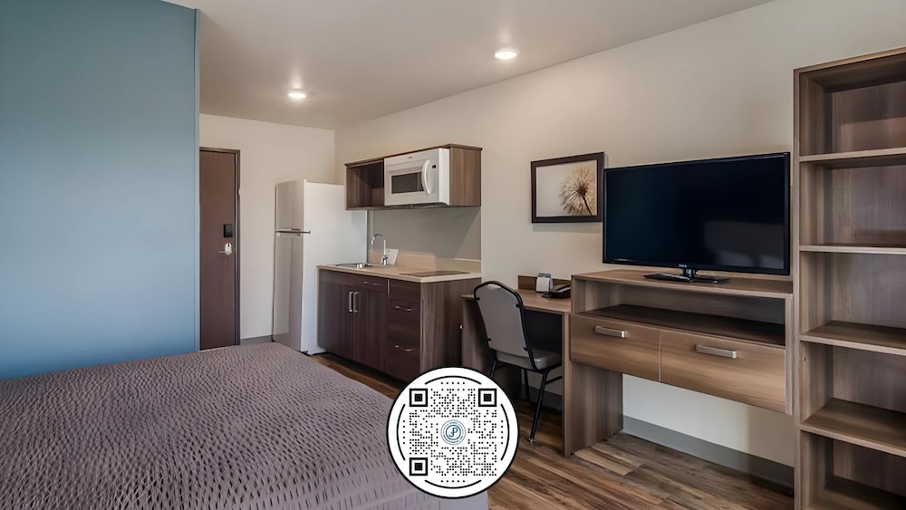 WoodSpring Suites Libertyville Chicago - photo 10