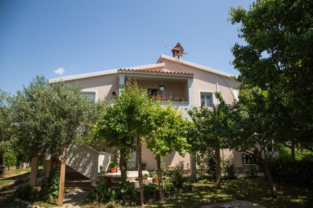 Ana Great Location Near the Beach A2 in Pag, Croatia