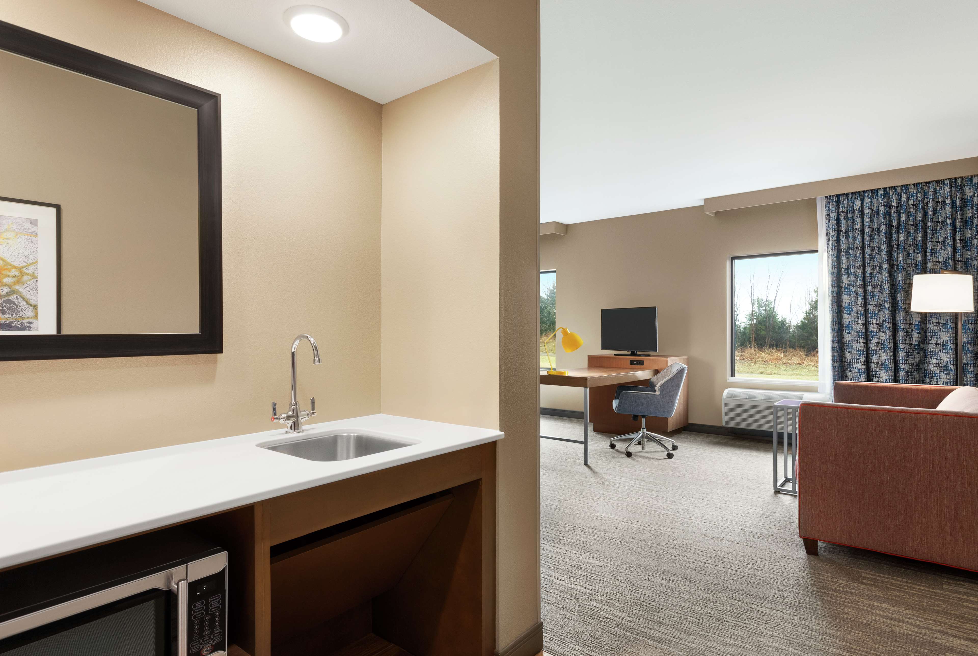 Hampton Inn & Suites Overland Park South - photo 19