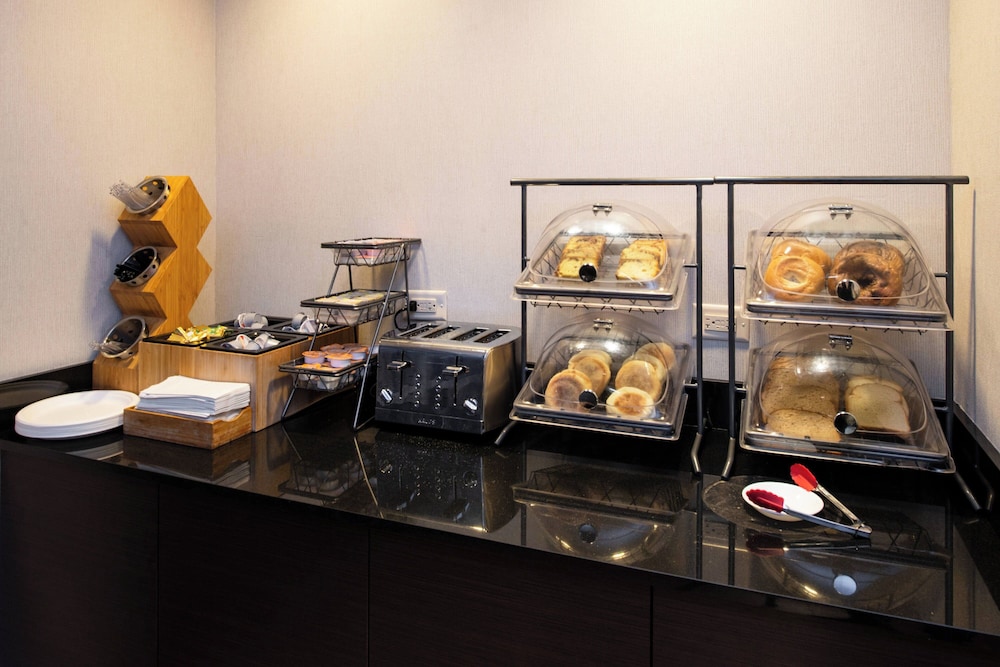 Fairfield Inn & Suites Cedar Rapids - photo 45