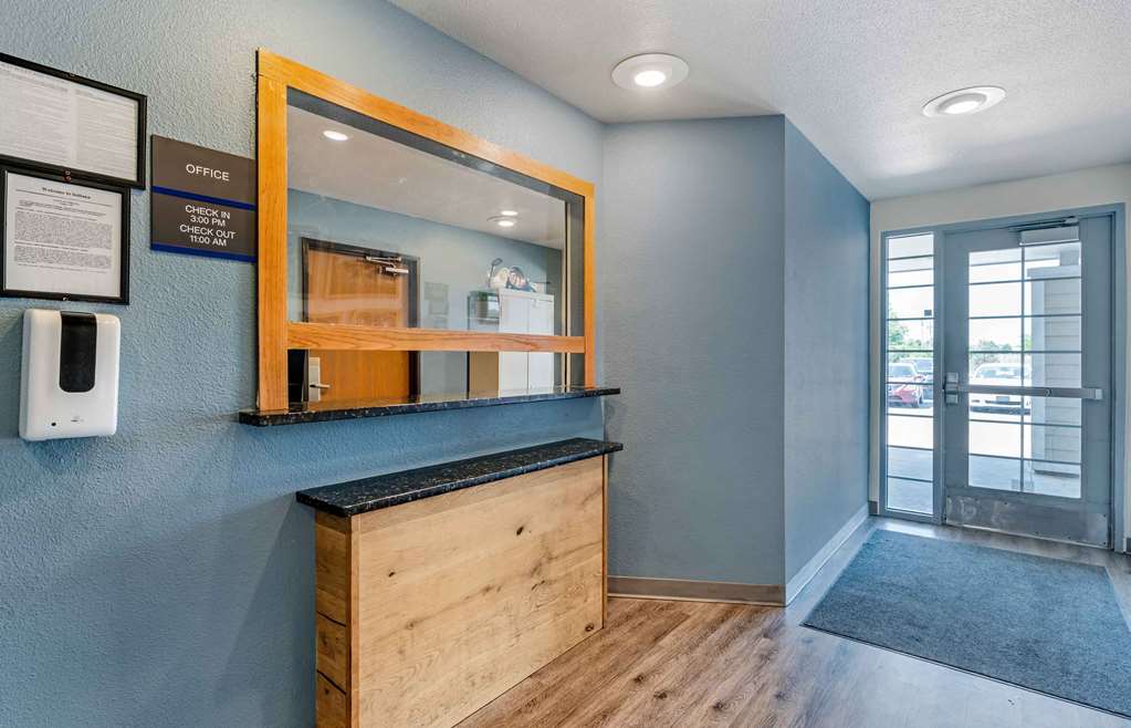 Extended Stay America Select Suites Indianapolis Lawrence - photo 3