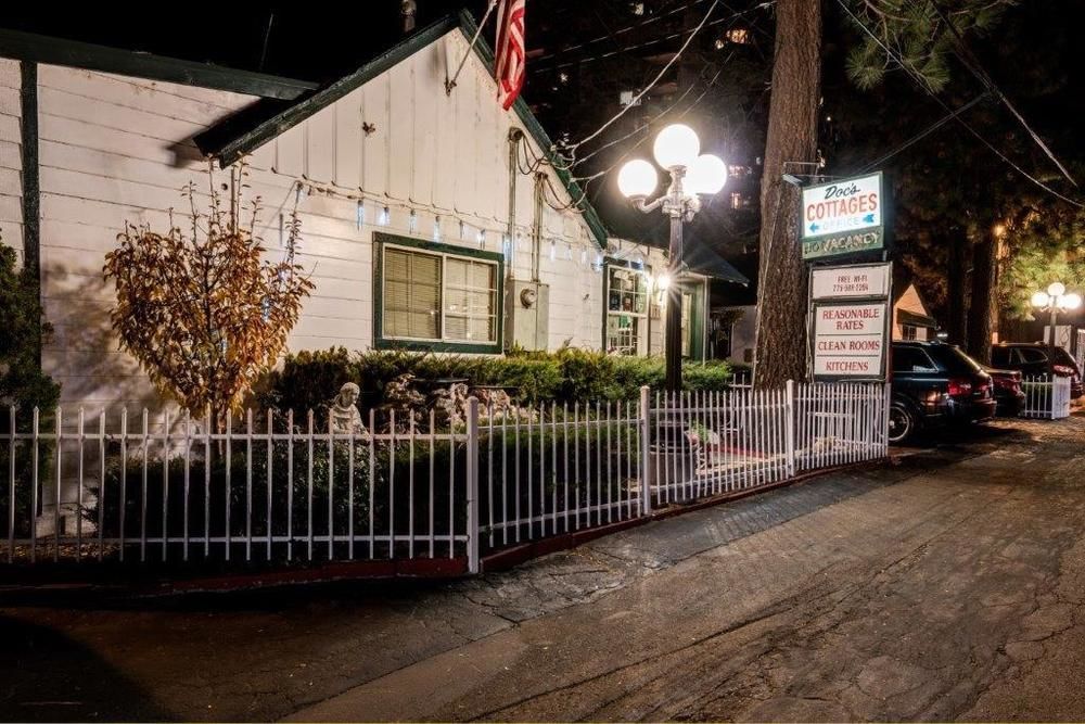 Doc's Cottages - photo 2