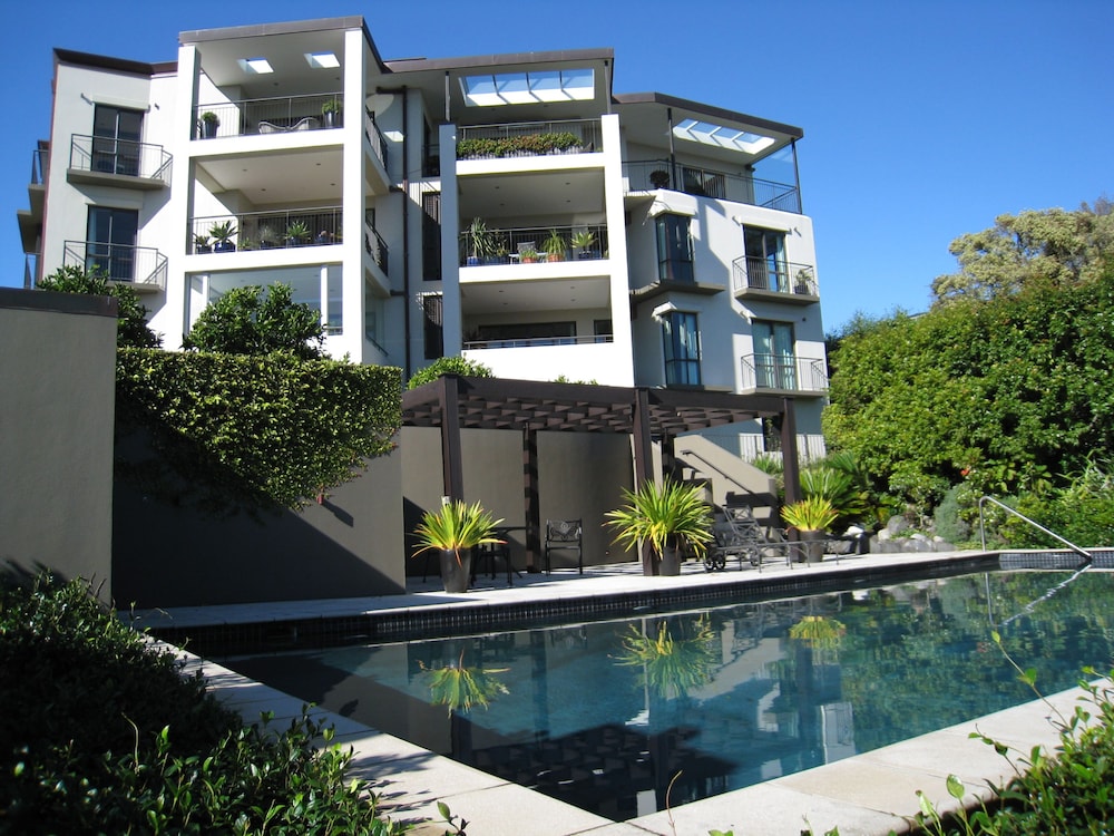 Ascot Parnell Boutique Bed and Breakfast — 5-Star Luxury Hotel in Auckland, New Zealand