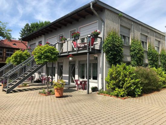 Apartmenthaus Zeuthen — 4-Star Luxury Hotel in Zeuthen, Germany