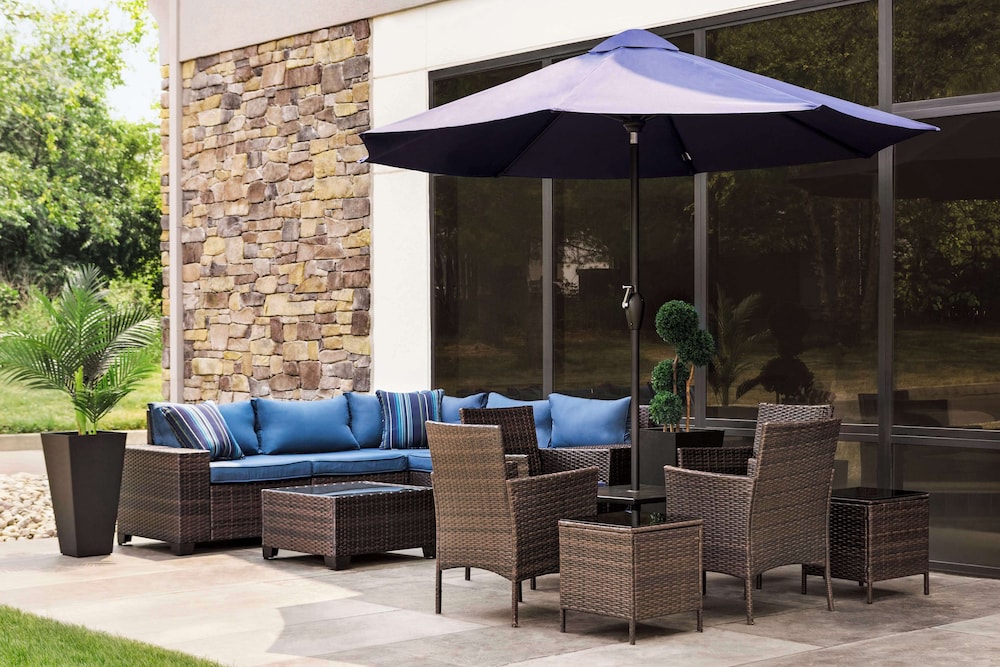 Hampton Inn Quakertown - photo 30