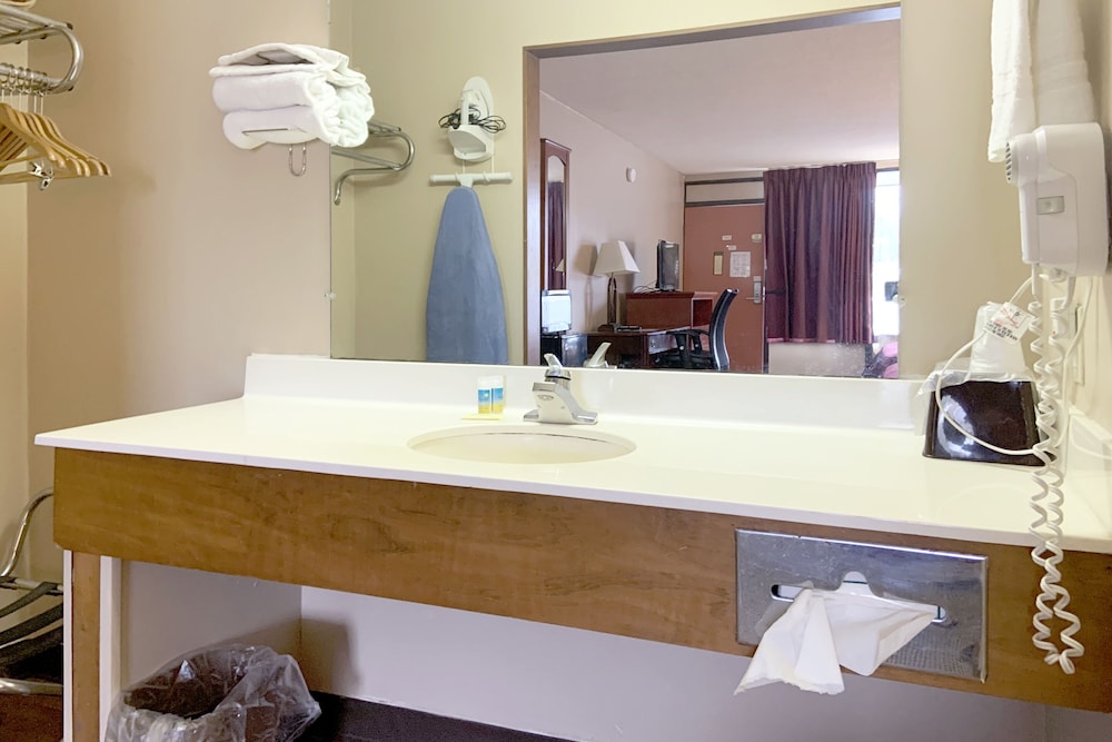 Paris Inn and Suites - photo 17
