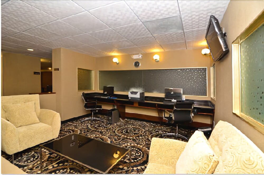 Envy Hotel - photo 13