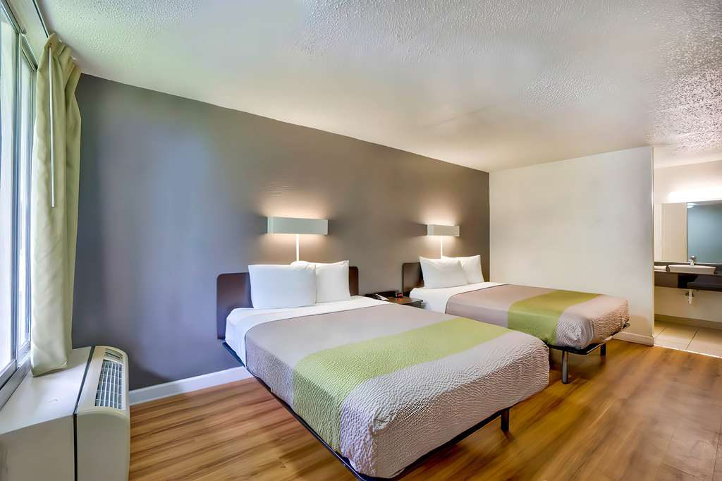 Motel 6 Gainesville FL - photo 14
