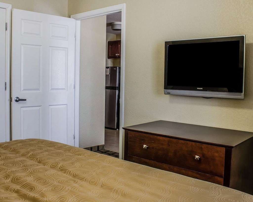 MainStay Suites Coralville Iowa City - photo 41
