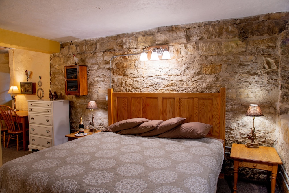 Stone Mill Hotel & Suites - photo 52