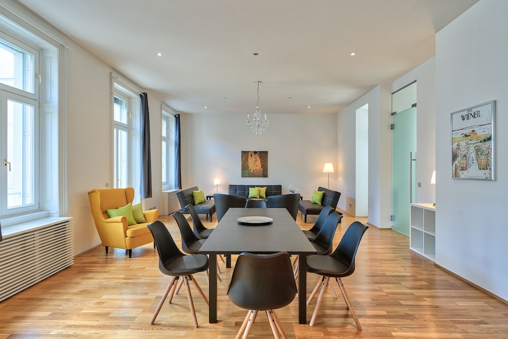 Apartments Wien Schwarzenbergplatz — 4-Star Luxury Hotel in Vienna, Austria