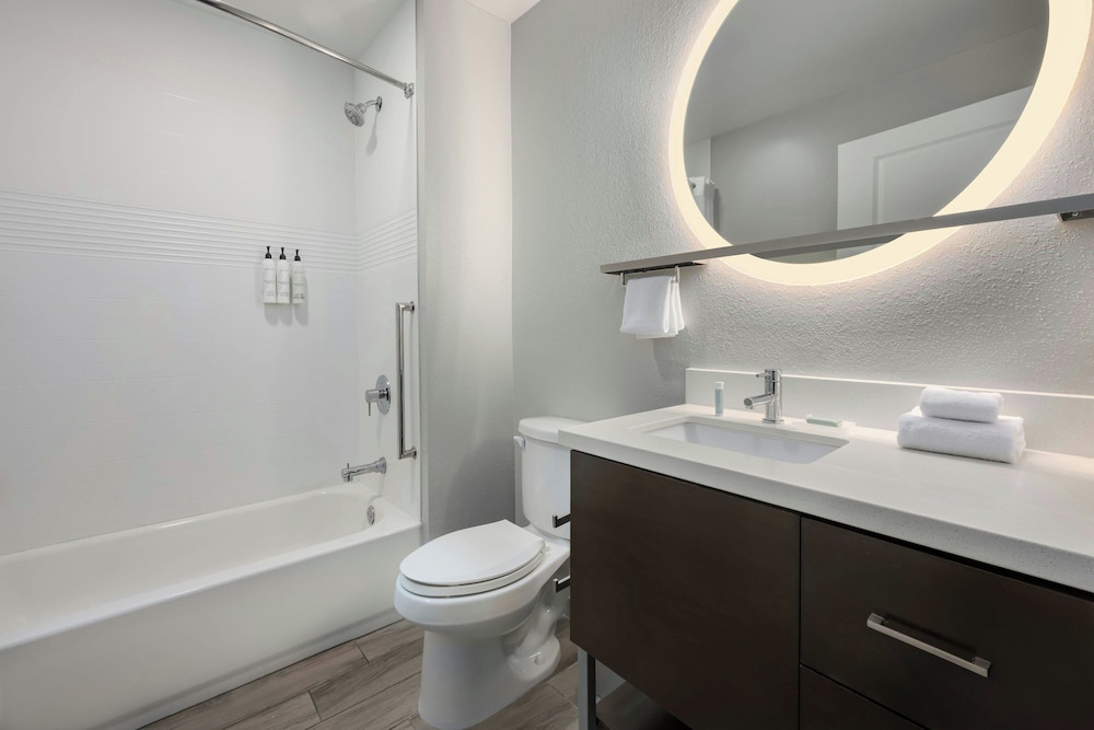 TownePlace Suites by Marriott Montgomery EastChase - photo 11
