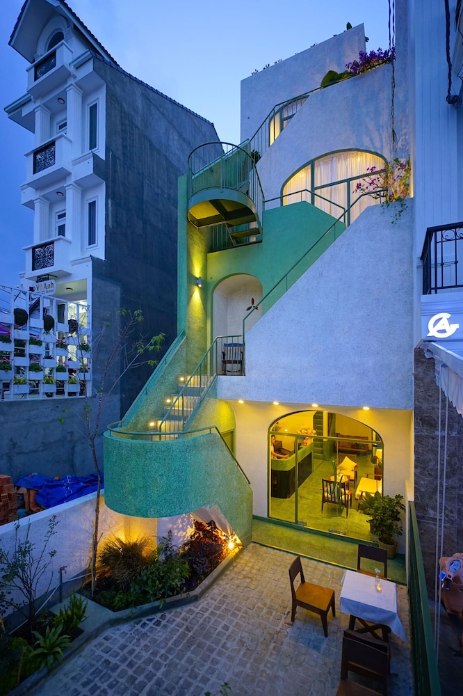 Circle Chiquilla - carbon neutral hotel in Da Lat