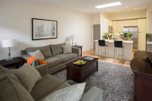 Oakwood At 234 Newbury - photo 7