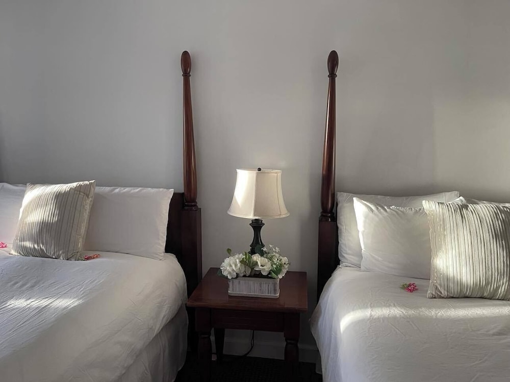 2417 at Lihue Oceanfront Resort - photo 11