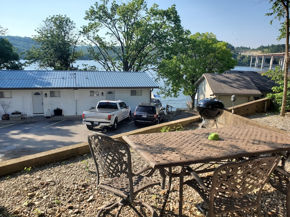 Lake Breeze Resort - photo 91