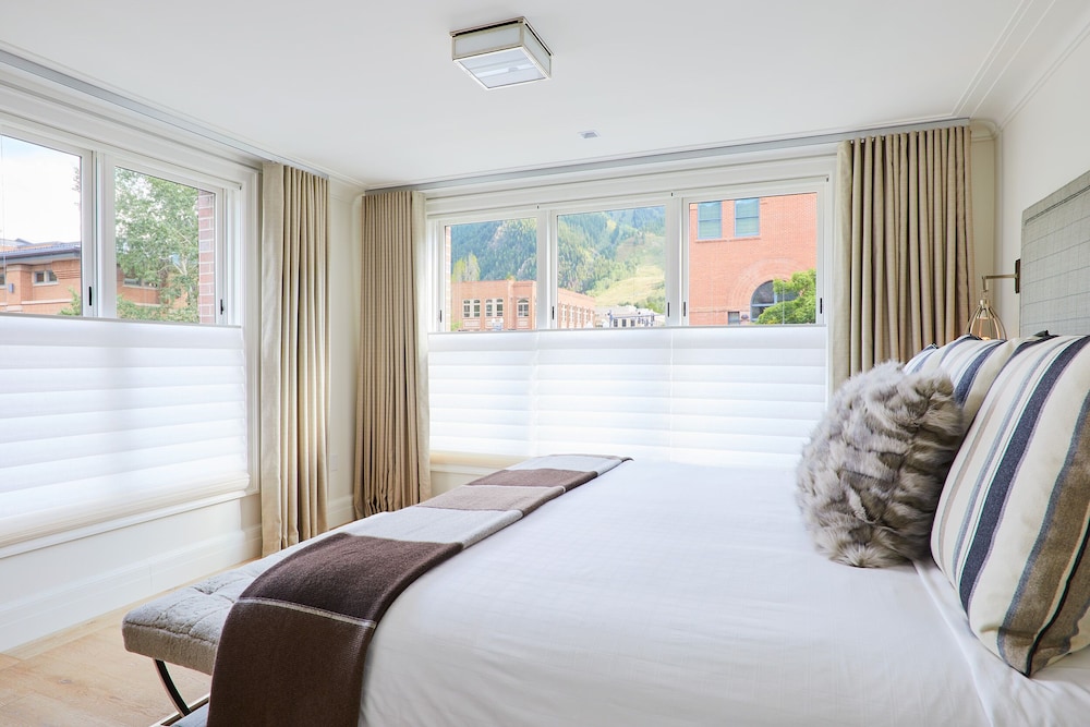 Hotel Jerome Auberge Collection - photo 18