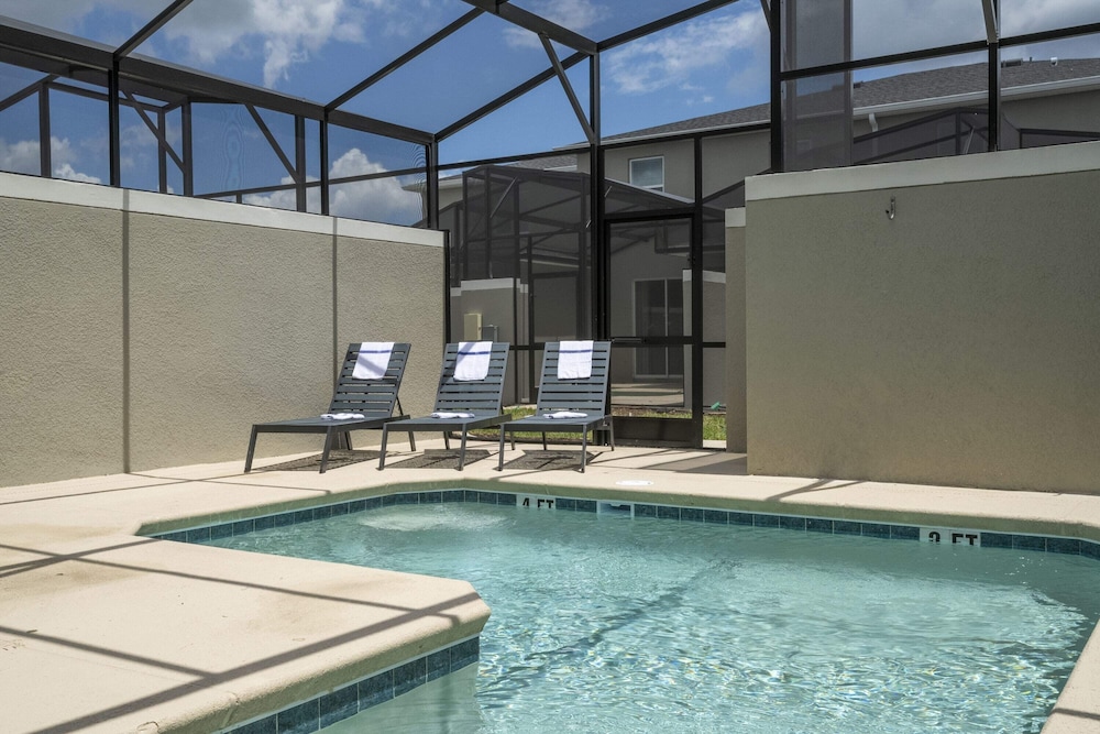 Fantastic 4 Bd W Pool @ Storey Lake Resort 2709 - photo 40