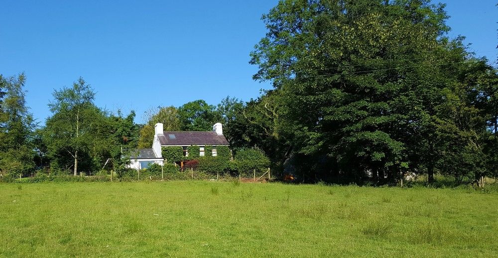Nant Yr Onnen B And B And Ysgubor Holiday Cottage 8374479 — Tregaron