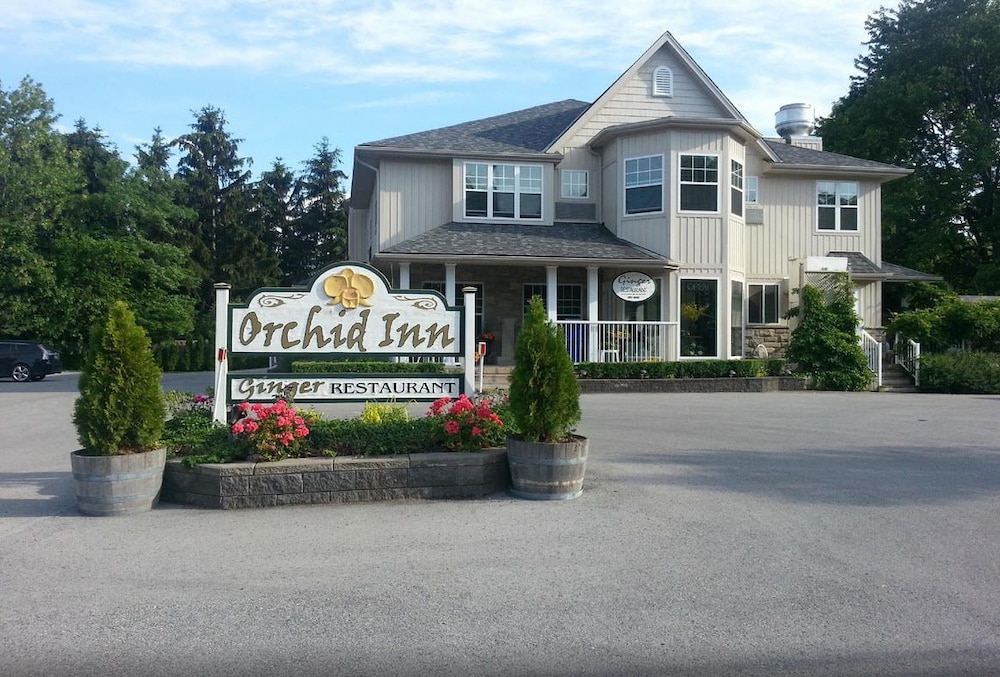 Orchid Inn and Ginger Restaurant in St. Catharines, Canada