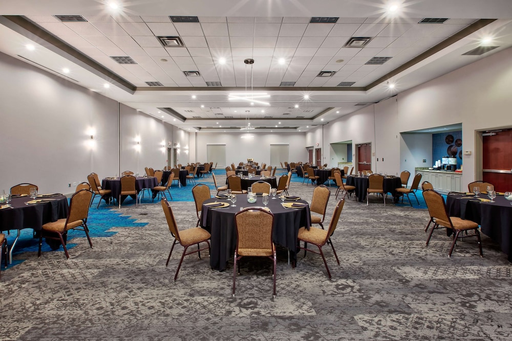 Hilton Garden Inn Dayton Beavercreek - photo 40