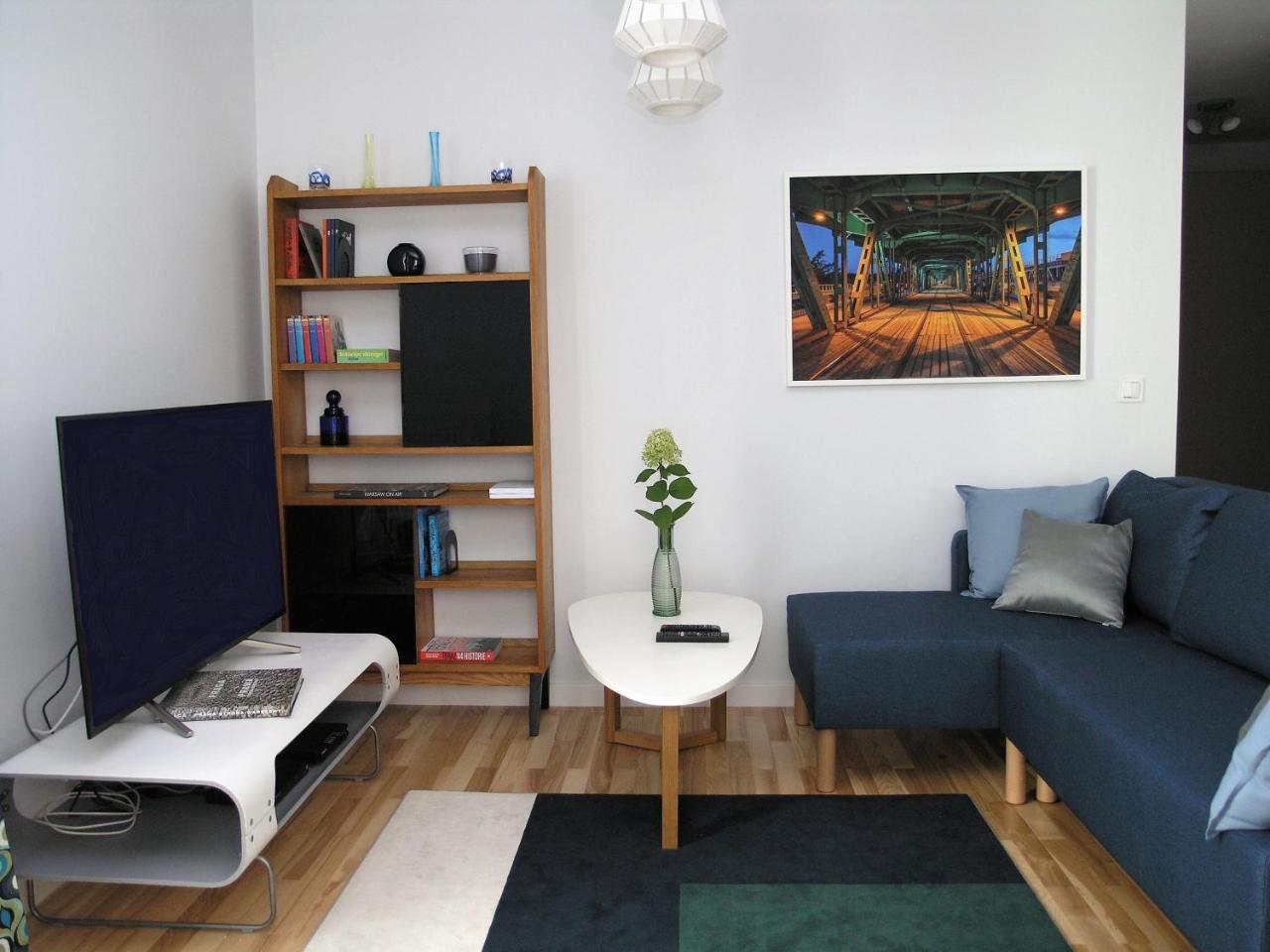Apartament Metro Kowienska — 4-Star Luxury Hotel in Warsaw, Poland