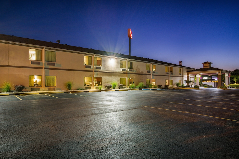 Red Roof Inn Carrollton - photo 30