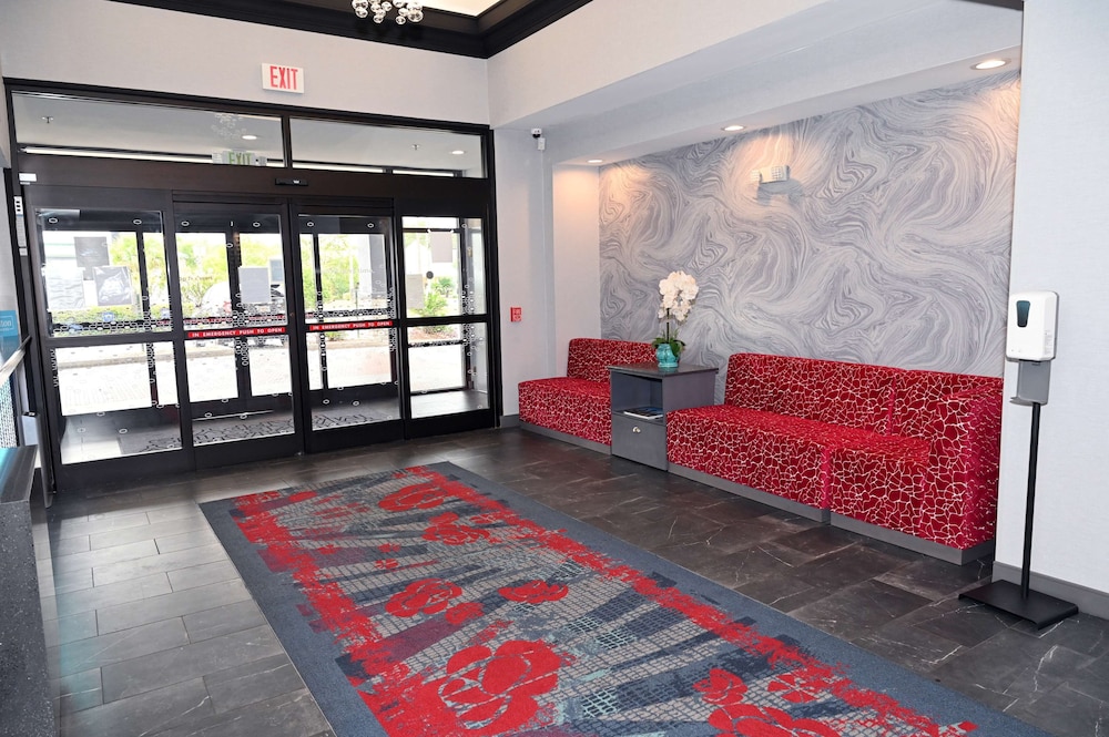 Hampton Inn Valdosta Lake Park Area - photo 3