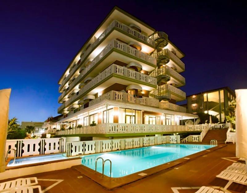 Hotel Savoy - carbon neutral hotel in Caorle