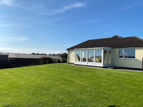 Bungalow in Pillaton — 4-Star Luxury Hotel in Saltash, United Kingdom