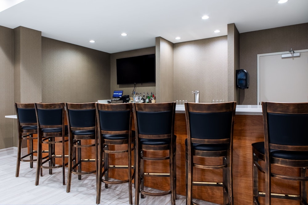 SpringHill Suites Chester - photo 31