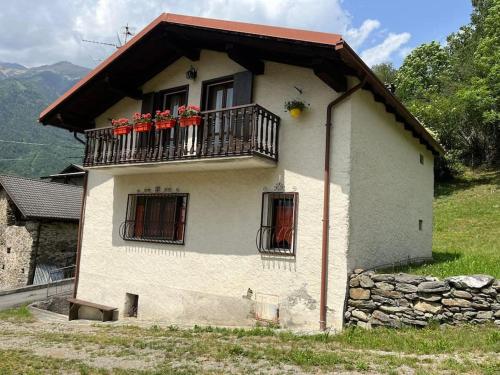 La Casetta Delle Nuvole in Mazzo Di Valtellina, Italy