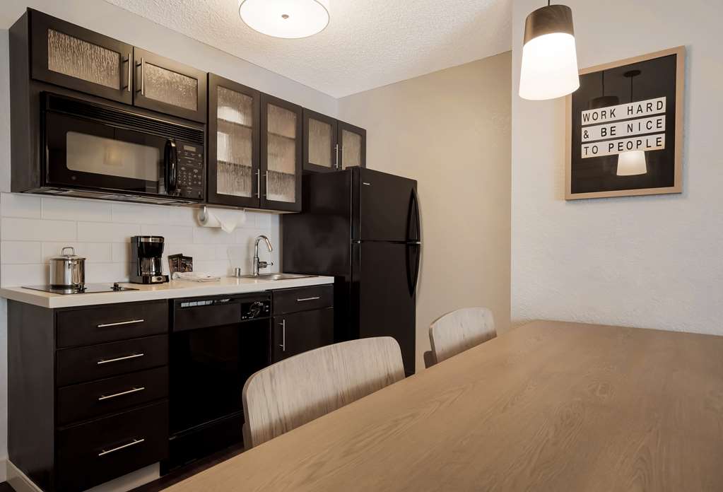 Sonesta Simply Suites Baltimore BWI Airport - photo 38