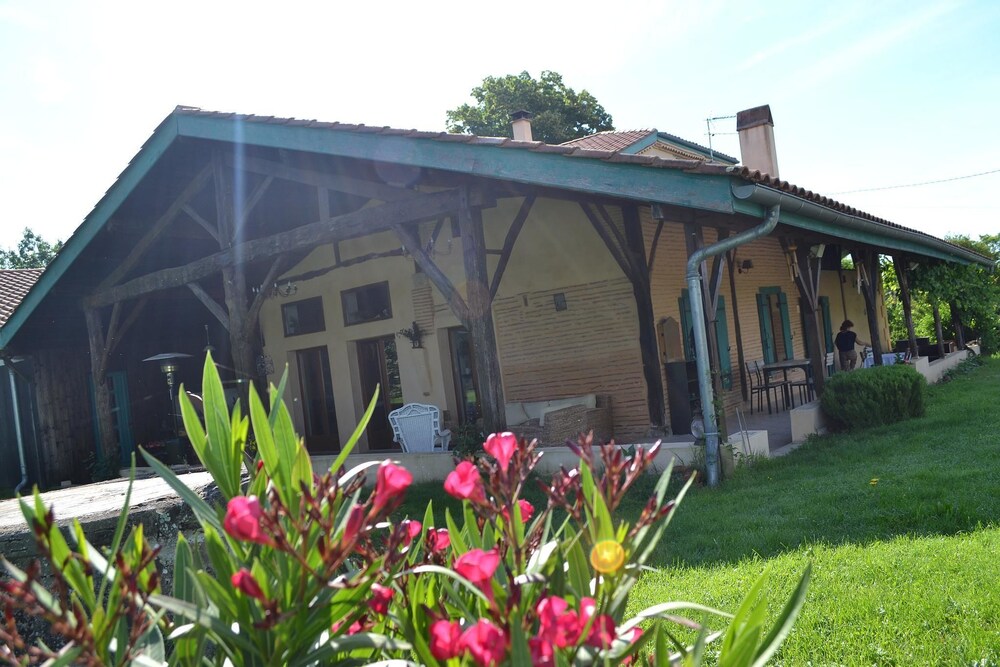 Les Terrasses des Mimosas in Marmande, France