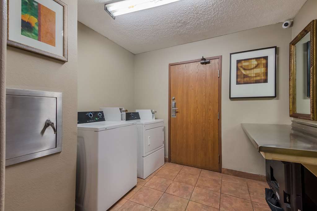 EconoLodge San Antonio Seaworld Medical Center - photo 29