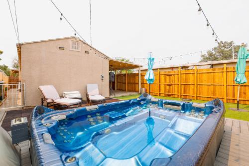 Pet Friendly Home Near Downtown Henderson