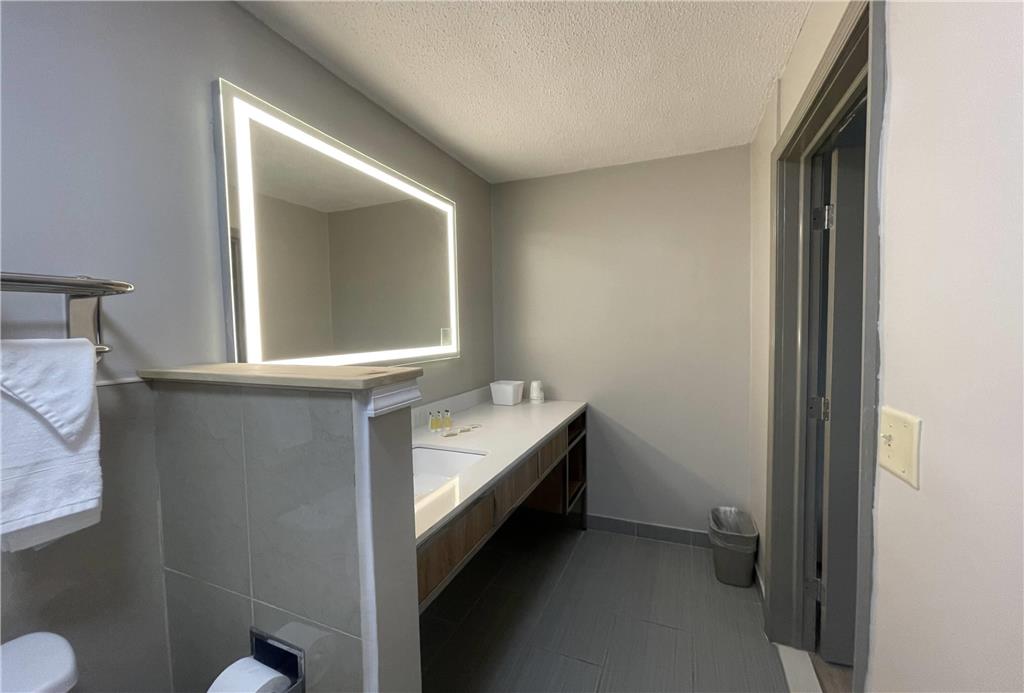 Days Inn & Suites by Wyndham York - photo 19