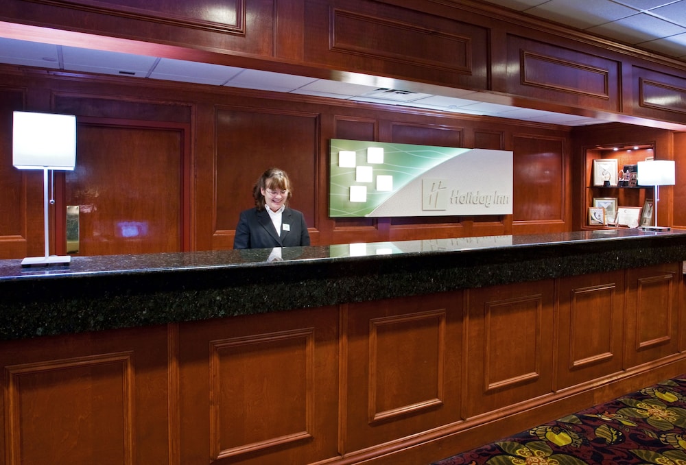 Holiday Inn Hotel & Suites Cincinnati Eastgate by IHG - photo 3