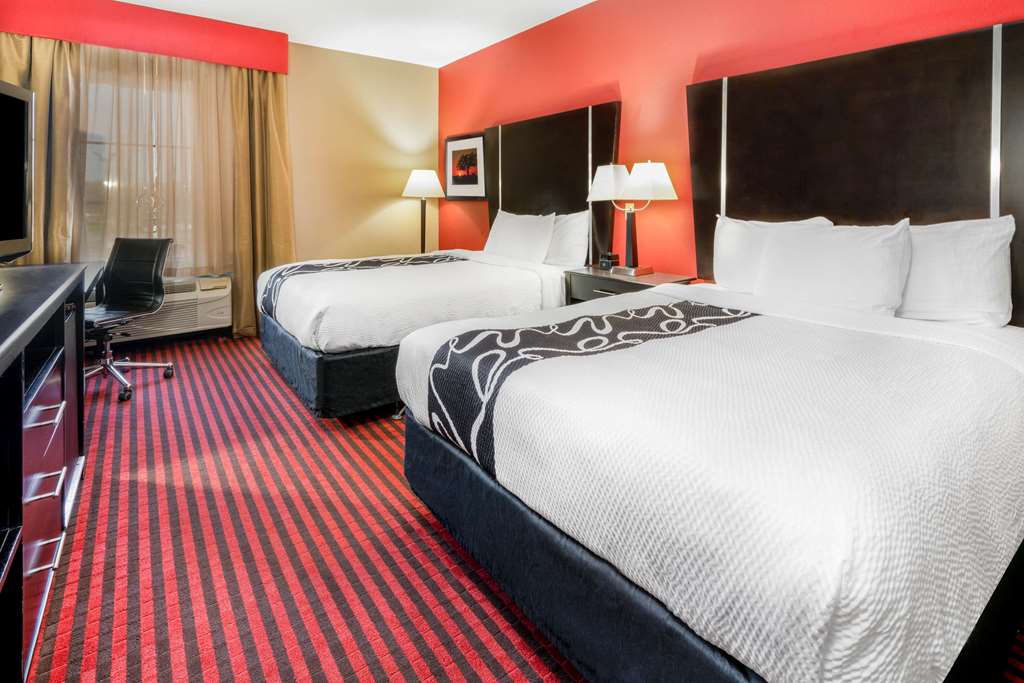 La Quinta Inn & Suites by Wyndham Boutte - photo 10