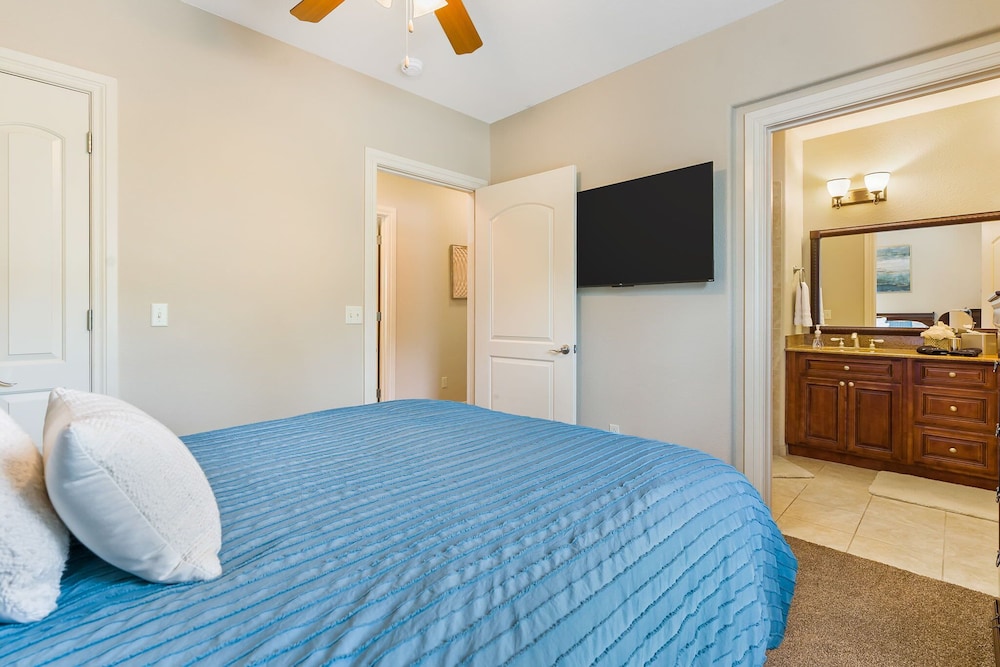 Villa at the Hills A Grand Branson Vacation 4 BDR Golf Resort Villa - photo 12