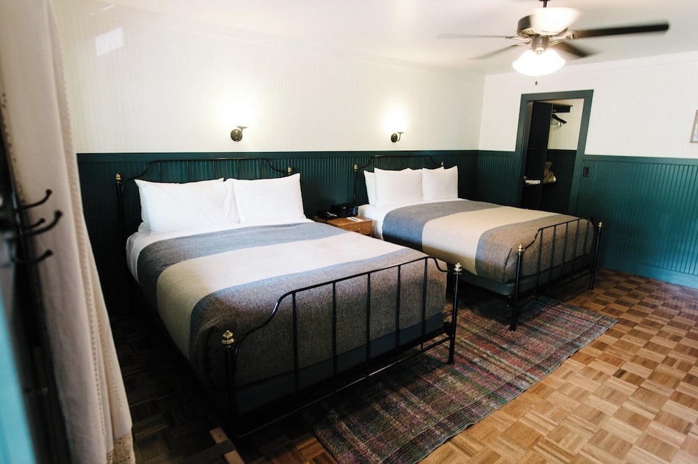 Anvil Hotel - photo 29