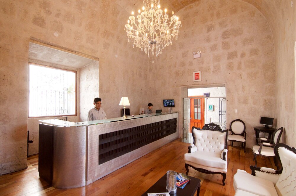 SureStay Plus Hotel by Best Western Tierrasur Colonial