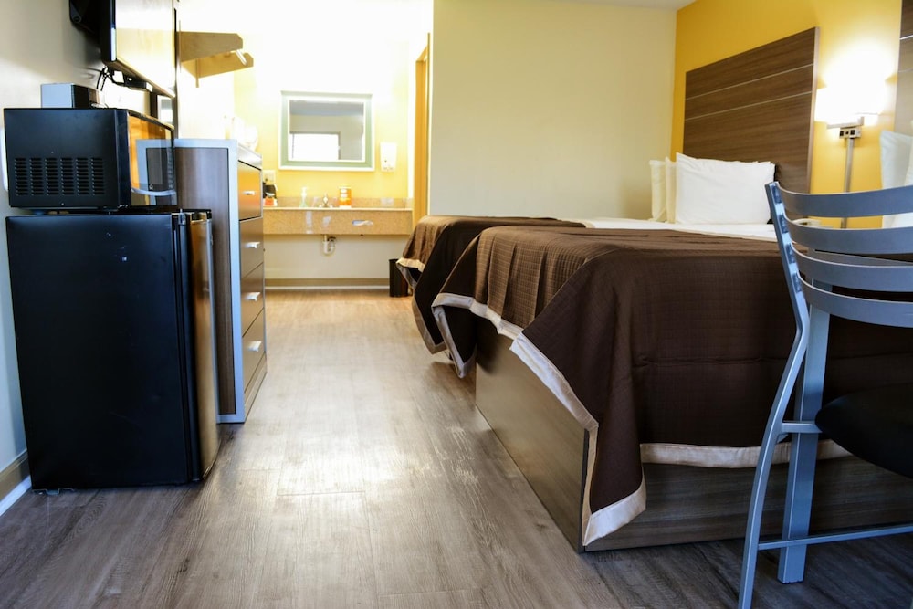 Southern Inn Lumberton - photo 32