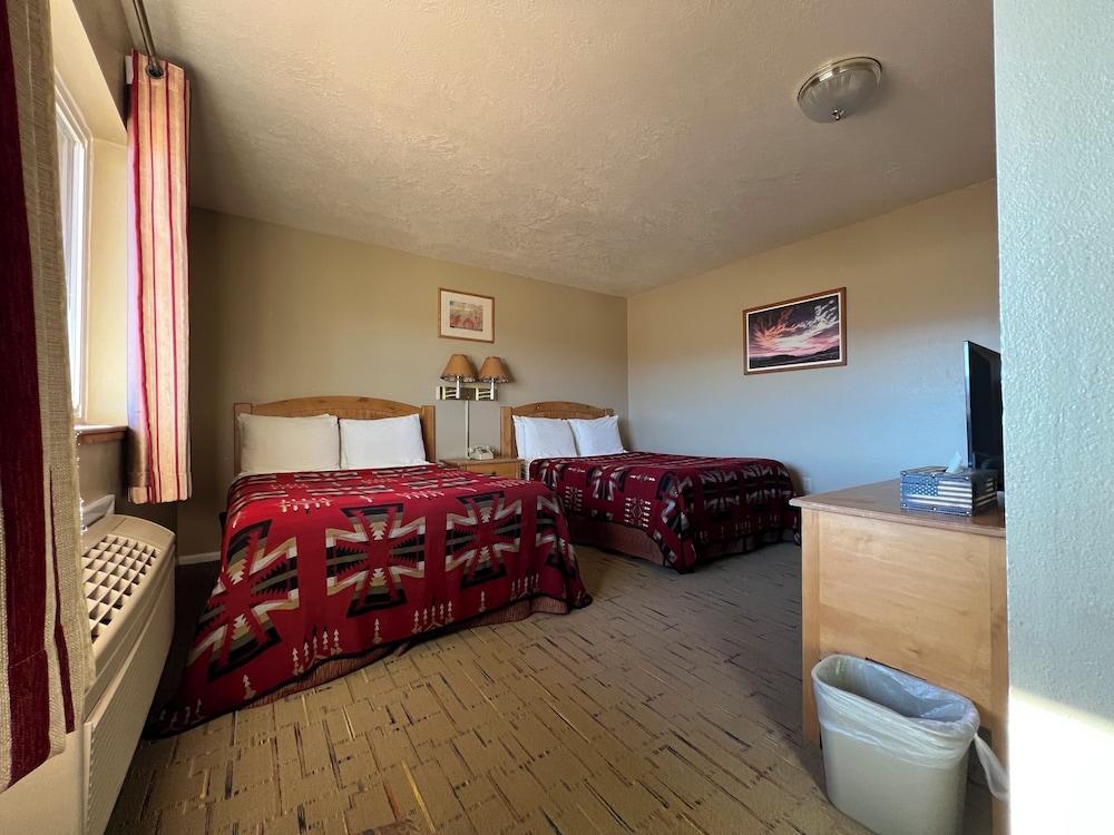 The Rim Rock Inn - photo 26