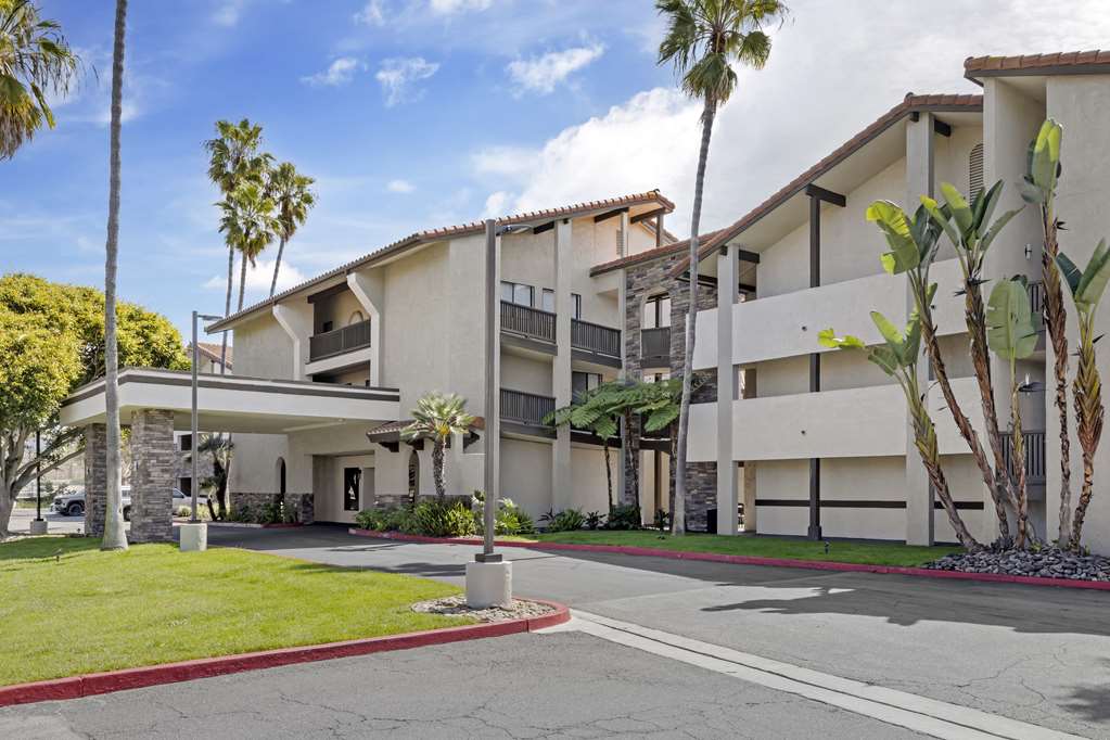 Best Western Carlsbad by the Sea - photo 6