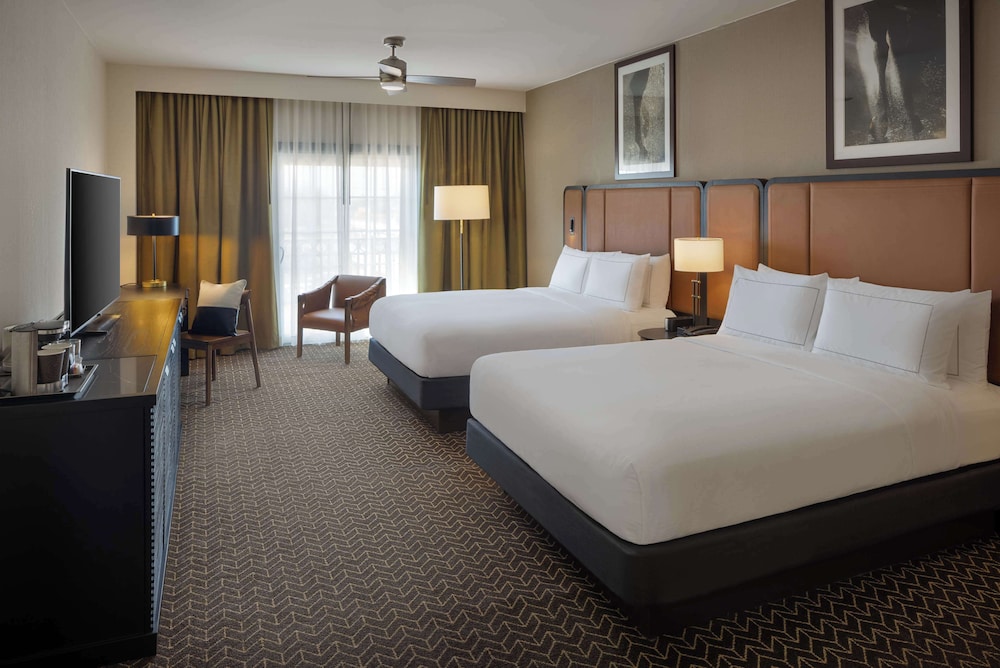 DoubleTree Suites by Hilton Hotel Lexington - photo 20