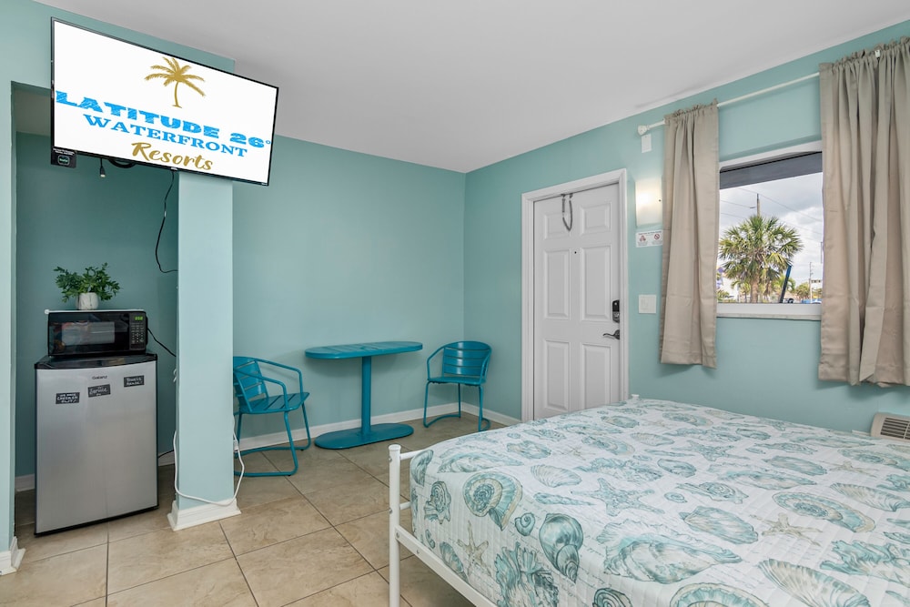 Latitude 26 Waterfront Resort & Marina - photo 27