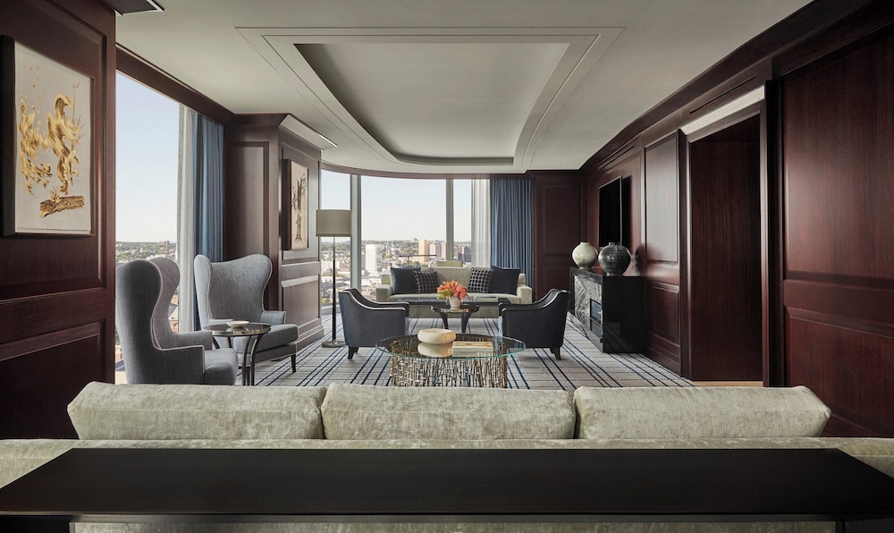 Four Seasons Hotel One Dalton Street Boston - photo 35